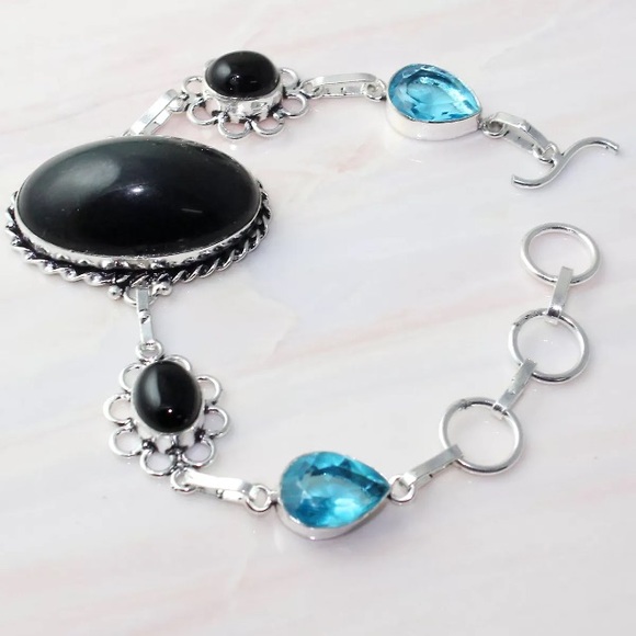 Black Onyx & Blue Topaz Gemstone Bracelet - Picture 1 of 1